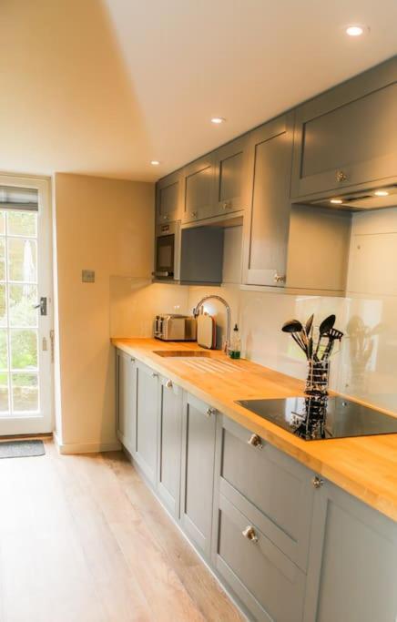 Cosy Modern Cottage - Wareham Eksteriør bilde